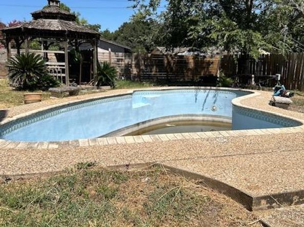 2510 Little John LN, Austin TX 78704