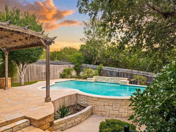 8820 Colberg DR, Austin TX 78749
