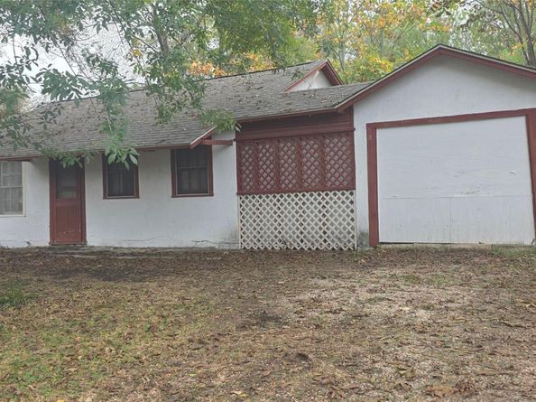 105 E Walnut DR, Austin TX 78753