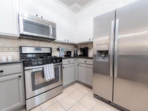 8518 Cahill DR 19, Austin TX 78729