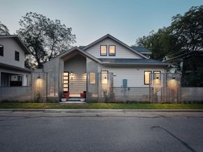 1401 E 3rd ST 2, Austin TX 78702