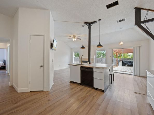 12501 Fallen Tower LN, Austin TX 78753