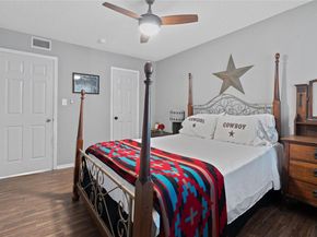 111 Comanche PT, Point Venture TX 78645