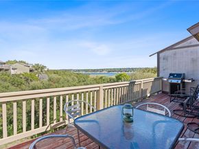 111 Comanche PT, Point Venture TX 78645