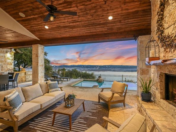 6504 Lantern View DR, Jonestown TX 78645