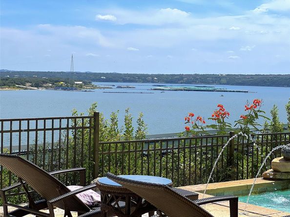 6504 Lantern View DR, Jonestown TX 78645