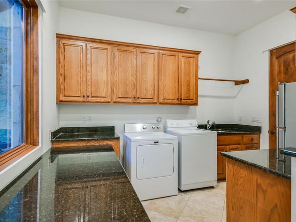 6504 Lantern View DR, Jonestown TX 78645