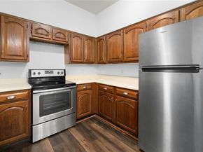 1910 Robbins PL 103, Austin TX 78705