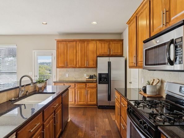 6701 Covered Bridge DR 40, Austin TX 78736
