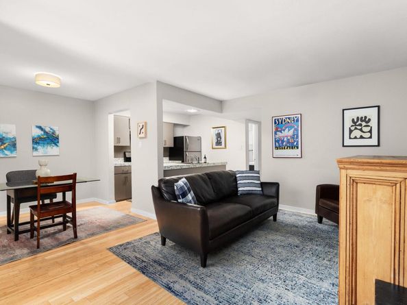 2303 East Side DR 101, Austin TX 78704