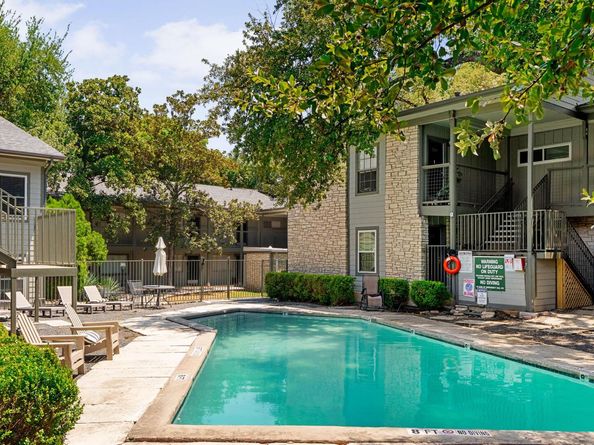 2303 East Side DR 101, Austin TX 78704