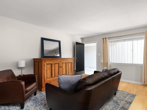 2303 East Side DR 101, Austin TX 78704