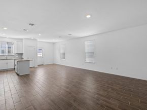 1605 Holly Lake DR, Leander TX 78641