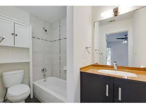 1101 Grove BLVD 102, Austin TX 78741