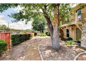 1101 Grove BLVD 102, Austin TX 78741