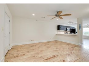 1101 Grove BLVD 102, Austin TX 78741