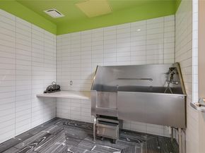 222 West Ave 1613, Austin TX 78701