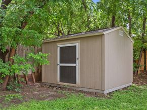 804 Ash ST, Georgetown TX 78626