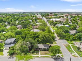 804 Ash ST, Georgetown TX 78626