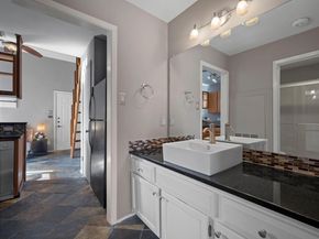 2210 Pearl ST 301, Austin TX 78705