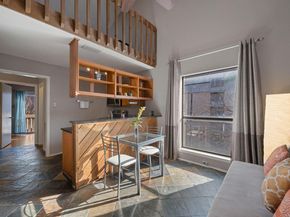 2210 Pearl ST 301, Austin TX 78705