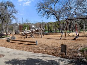 2210 Pearl ST 301, Austin TX 78705