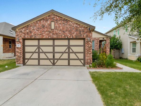 811 Screech Owl DR, Pflugerville TX 78660