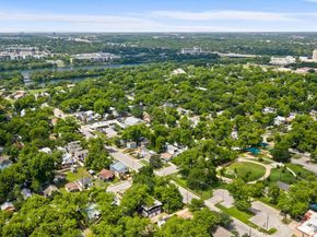 2202 Garden ST, Austin TX 78702
