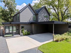 1304 Richcreek RD A, Austin TX 78757