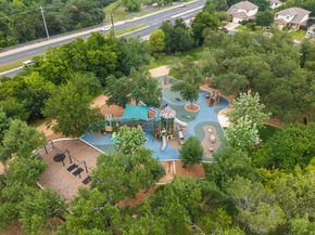 8125 Luling LN, Austin TX 78729