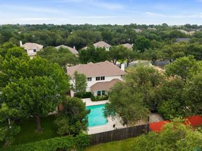 8125 Luling LN, Austin TX 78729
