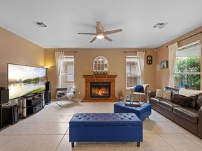 8125 Luling LN, Austin TX 78729
