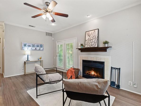 802 S 1st ST 126, Austin TX 78704