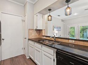802 S 1st ST 126, Austin TX 78704