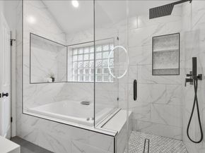 6868 Auckland DR, Austin TX 78749