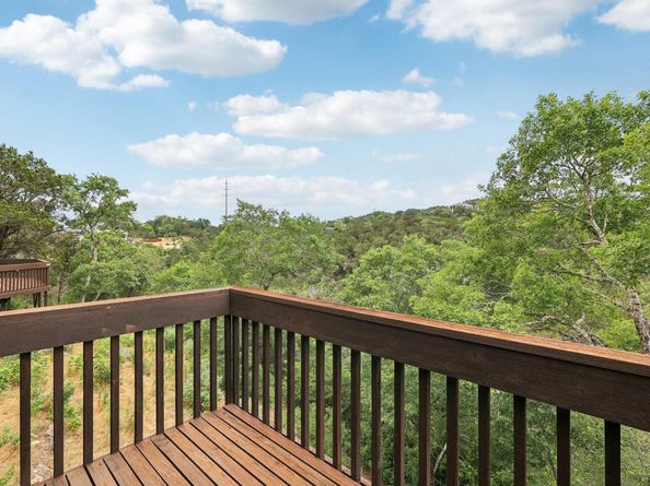 1002 Jousting PL, Austin TX 78746