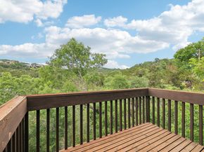 1002 Jousting PL, Austin TX 78746