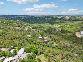 1002 Jousting PL, Austin TX 78746