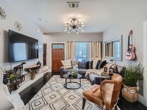 1901 New York Ave A, Austin TX 78702