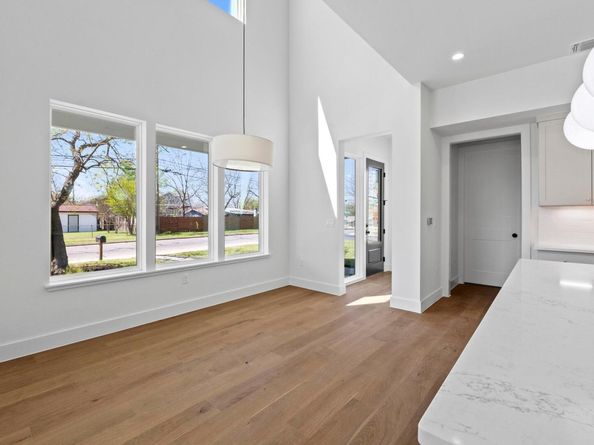 710 Philco DR, Austin TX 78745