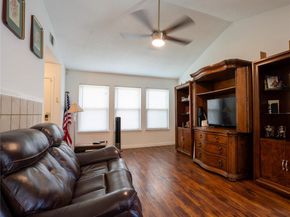 611 Penny LN, Cedar Park TX 78613