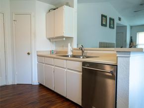 611 Penny LN, Cedar Park TX 78613