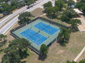 611 Penny LN, Cedar Park TX 78613