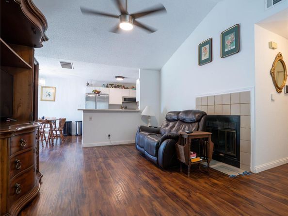 611 Penny LN, Cedar Park TX 78613
