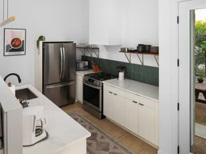 1206 Luna ST, Austin TX 78721