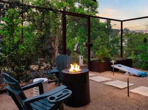 1206 Luna ST, Austin TX 78721