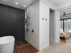 1206 Luna ST, Austin TX 78721