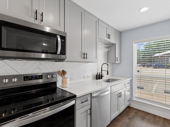 3812 Southway DR 103, Austin TX 78704