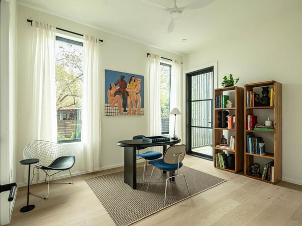 1003 Juanita ST, Austin TX 78704