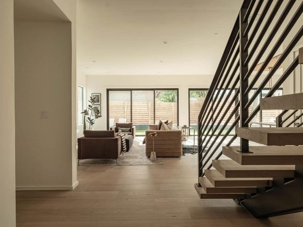 1003 Juanita ST, Austin TX 78704